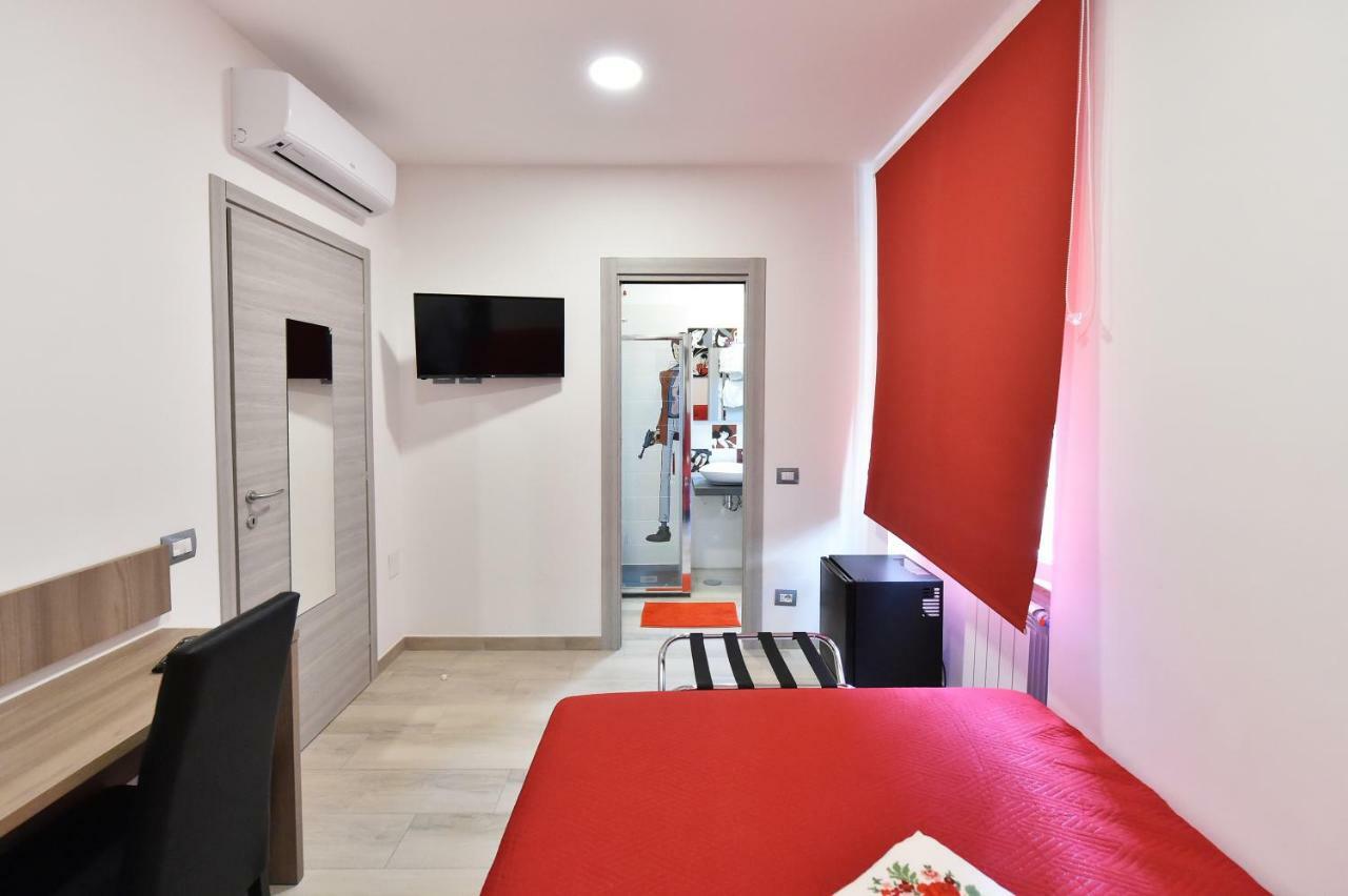 Camera Singola con Bagno Privato